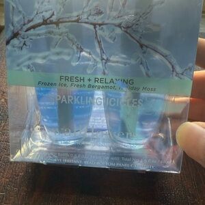 Bath & Body Works Sparkling Icicles Wallflowers Refill - Blue